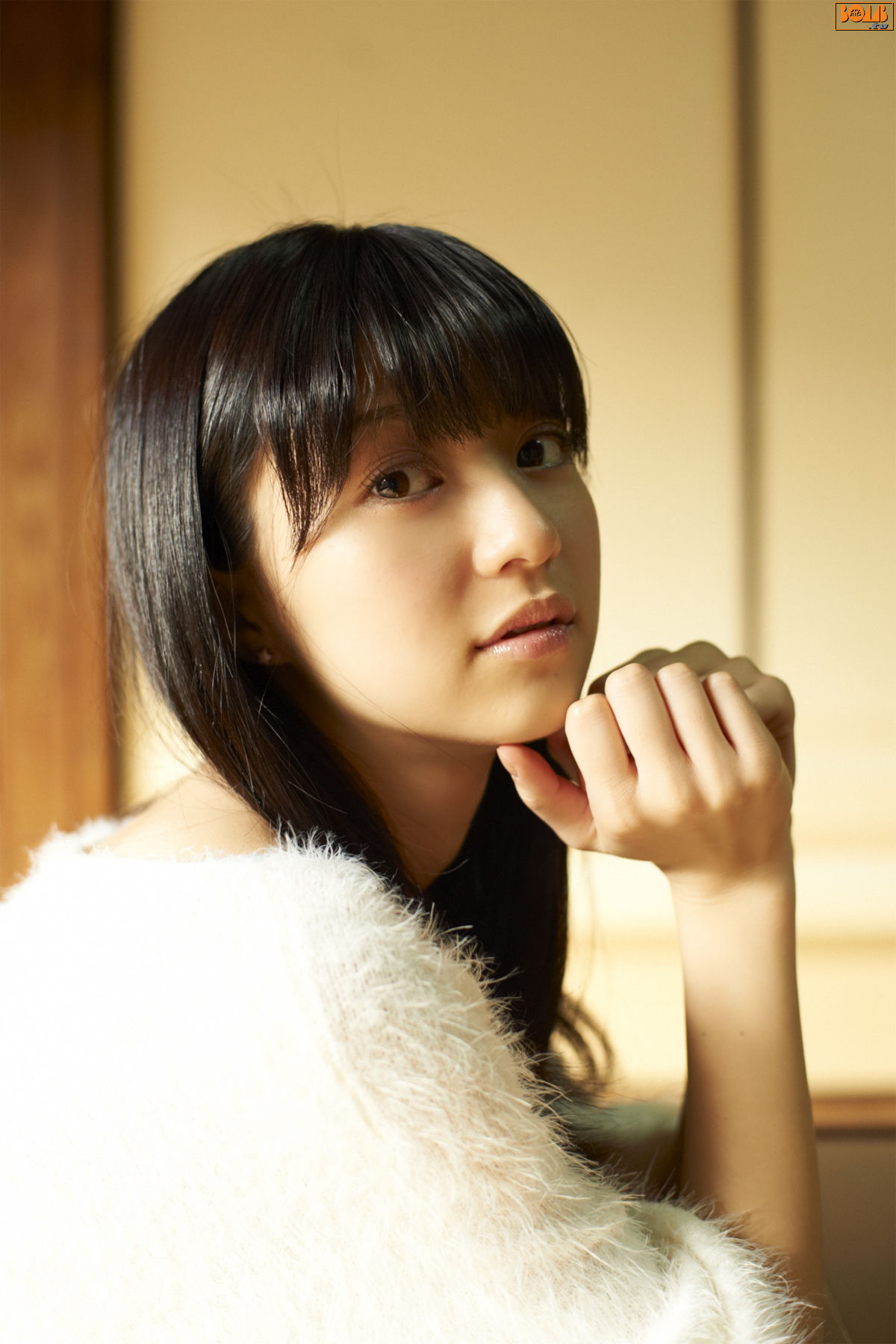 逢泽莉娜(逢沢りな)-[Bomb.TV]高清写真图套图写真图集2011-01家居清纯养眼气质 逢泽莉娜女神私房照|福利社