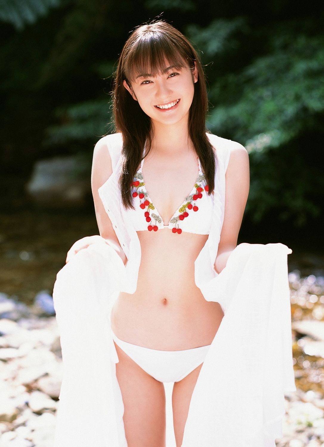 松山玛丽(松山メアリ)-《More Smile》UNDERAGE![YS Web]高清写真图Vol.272户外气质清纯 松山玛丽女神私房照 - 福利社[YS Web]套图第272期，《More Smile》UNDERAGE!，松山玛丽(松山メアリ)，日本演员、模特，有着一头茶色秀发，但是确实纯粹的日本人，有气质的知性美女。|福利社