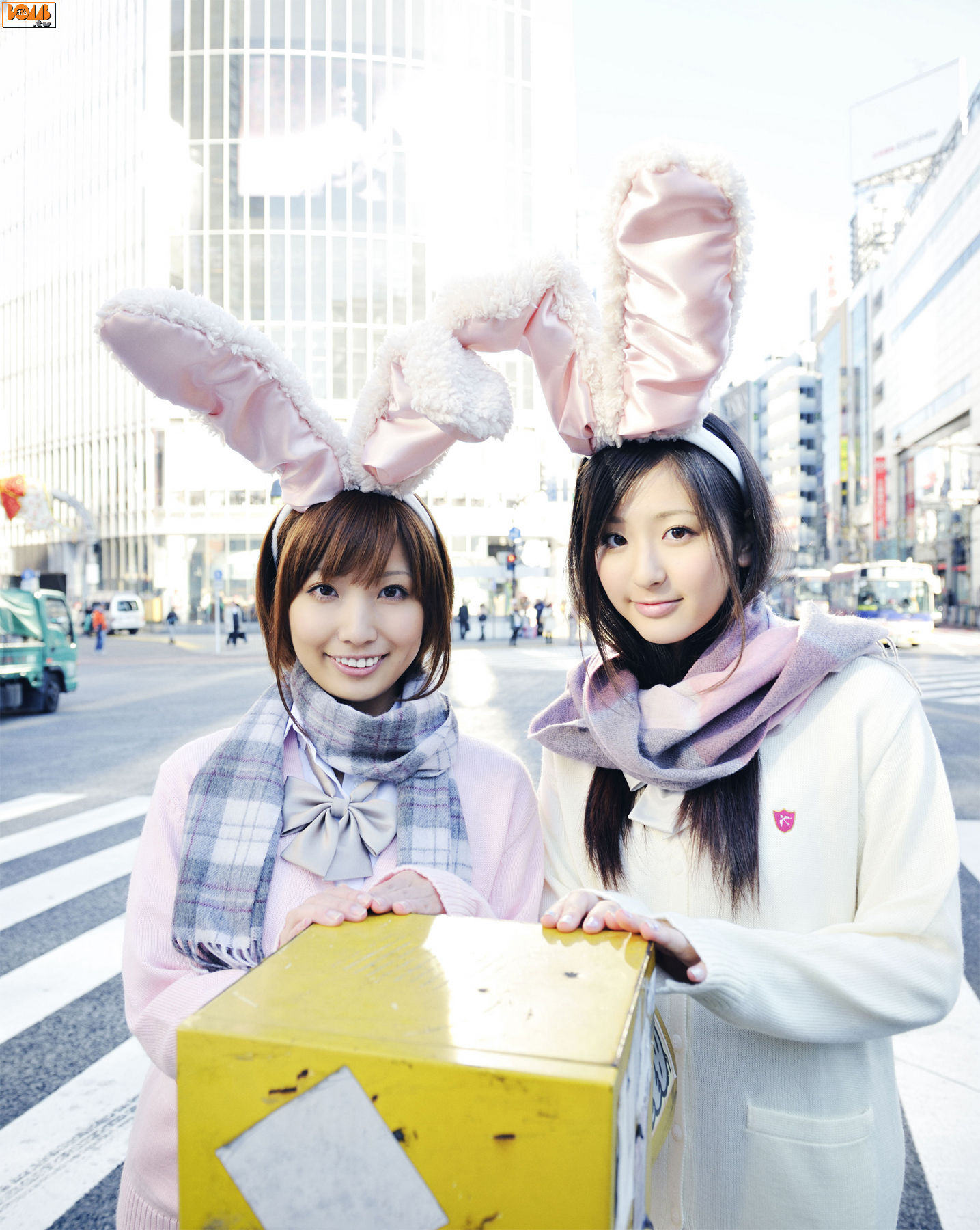 夏垣佳奈、村上友梨-[Bomb.TV]高清写真图套图写真图集Mimi Girls2011-01清纯角色扮演 夏垣佳奈女神私房照|福利社