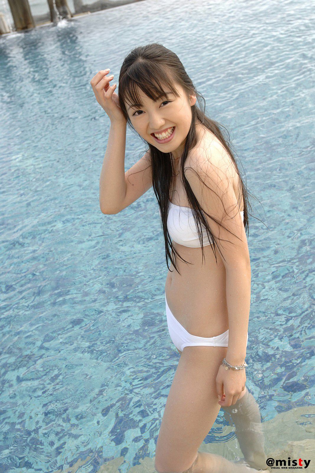 沢井美优(沢井美優)-[@misty]高清写真图套图写真图集No.152清新养眼比基尼 沢井美优女神私房照 - 福利社[@misty]套图第152期，沢井美优(沢井美優)，日本女演员，模特，元『ラブベリー』的专属模特，曾参与多部电影和广告的拍摄工作，代表作是《美少女战士真人版》。|福利社