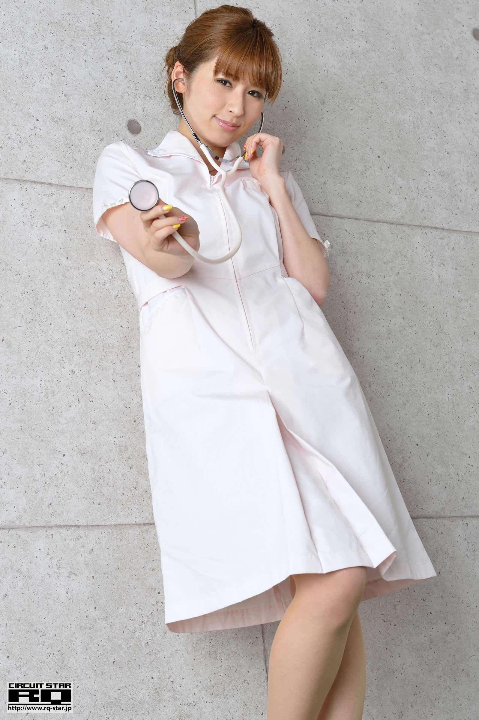 有马绫香 [RQ-STAR]高清写真图NO.00816 Nurse Costume [90P]高清写真图护士诱惑 有马绫香女神私房照|福利社