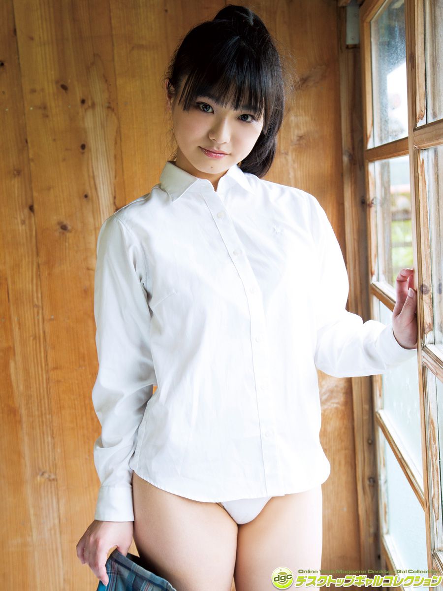 片冈沙耶 [DGC]高清写真图No.1339 ロリフェイスと90cmのGカップが魅力!童颜巨乳校服比基尼 片冈沙耶女神私房照|福利社