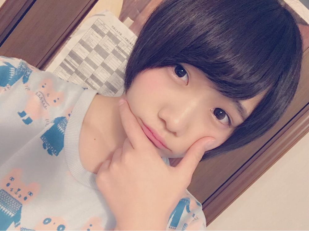 河井玲奈 新晋美少女Twitter私房照诱惑写真图清纯 河井玲奈女神私房照 - 福利社河井玲奈，日本新晋偶像，兵库县出身，少女团体Loop成员之一。|福利社