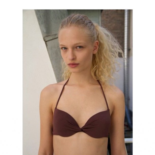 Frederikke Sofie 丹麦少女冷艳IG私房照诱惑写真图冷艳 Frederikke Sofie女神私房照 - 福利社Frederikke Sofie，丹麦新秀模特，来自哥本哈根，曾经为Celine开场。|福利社