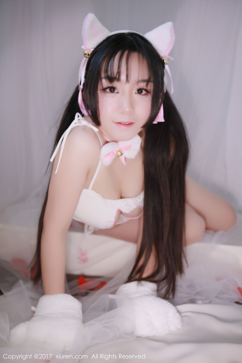 吃白菜的vi菜菜 猫耳清纯女仆美少女秀人网萝莉女仆 吃白菜的vi菜菜女神私房照 - 福利社萝莉@吃白菜的vi菜菜第二套写真发布，满满青春气息的长着猫耳朵及尾巴的清纯可爱少女，主人，听候您的吩咐～|福利社