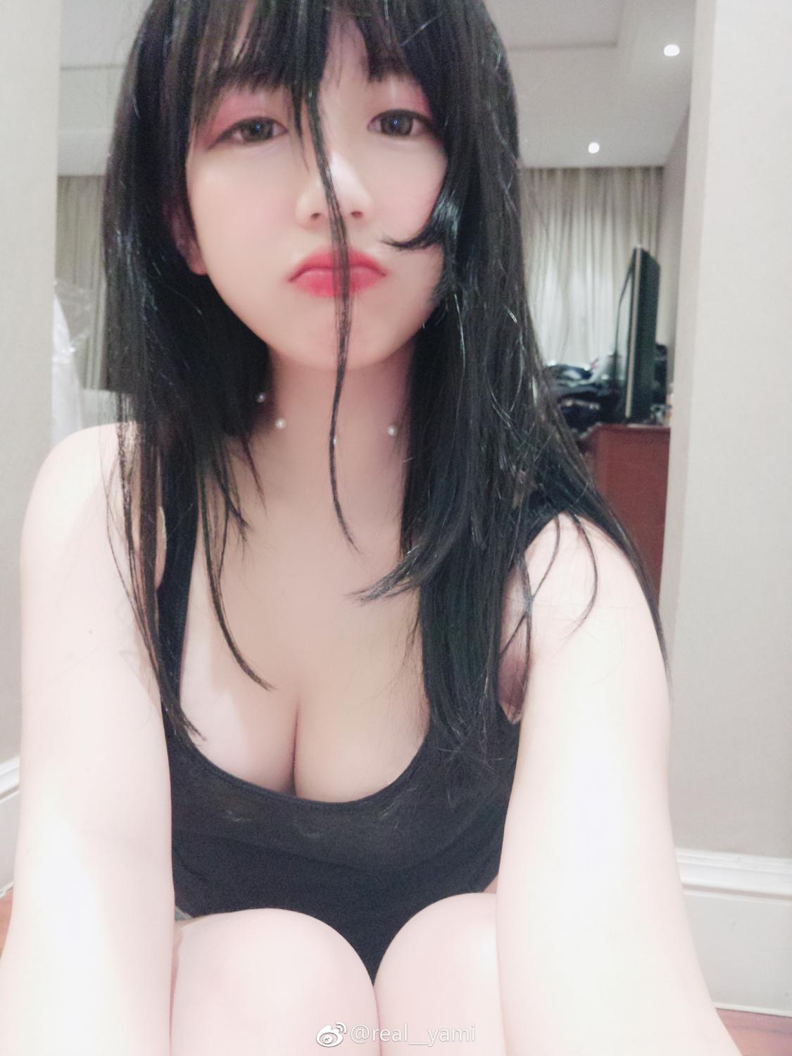 动漫博主real__yami 可爱俏皮的Cos美图角色扮演 real__yami女神私房照|福利社