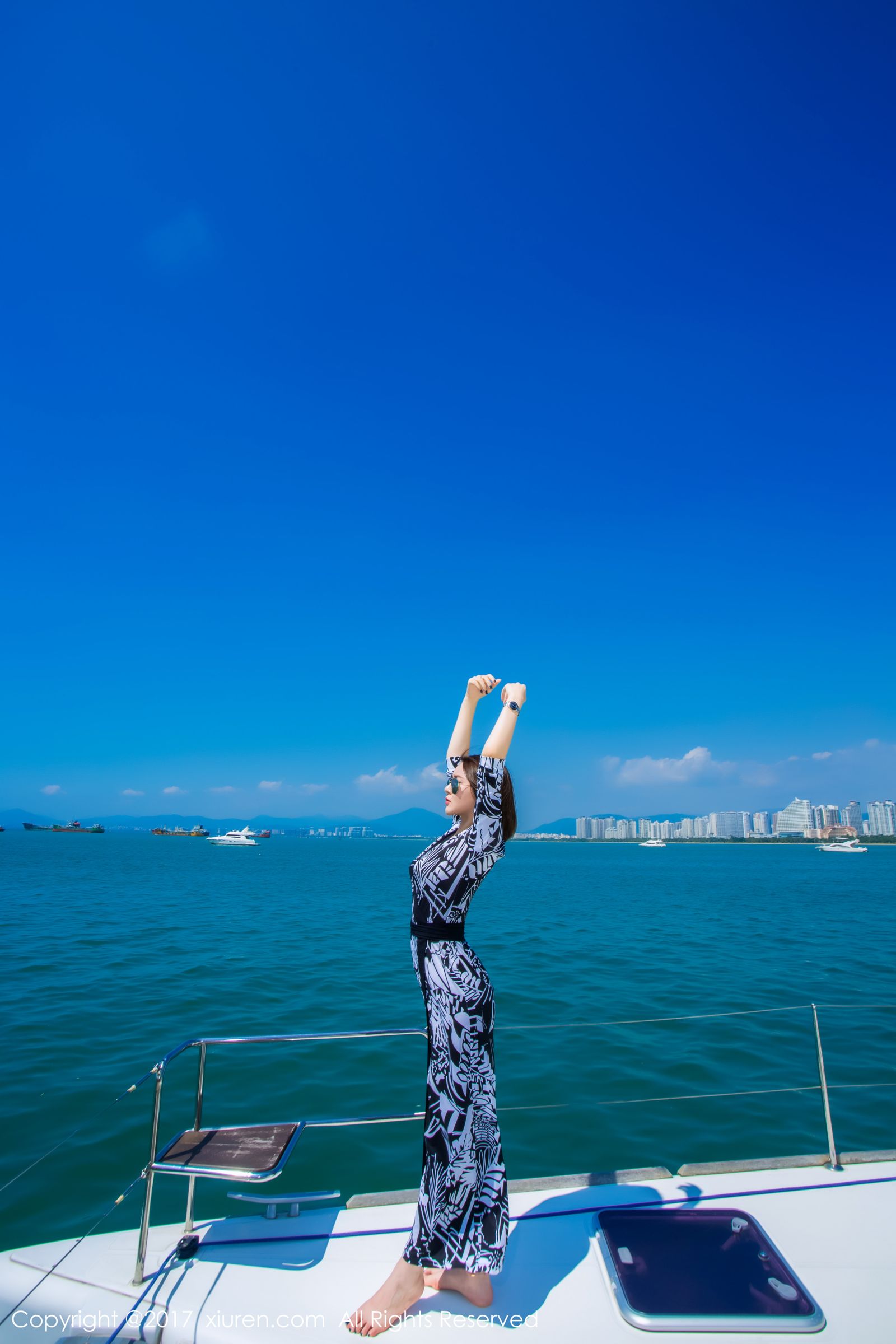 女神廿十三亚旅拍 海景邮轮美人相伴秀人网妩媚 萌尤星凯竹女神私房照|福利社