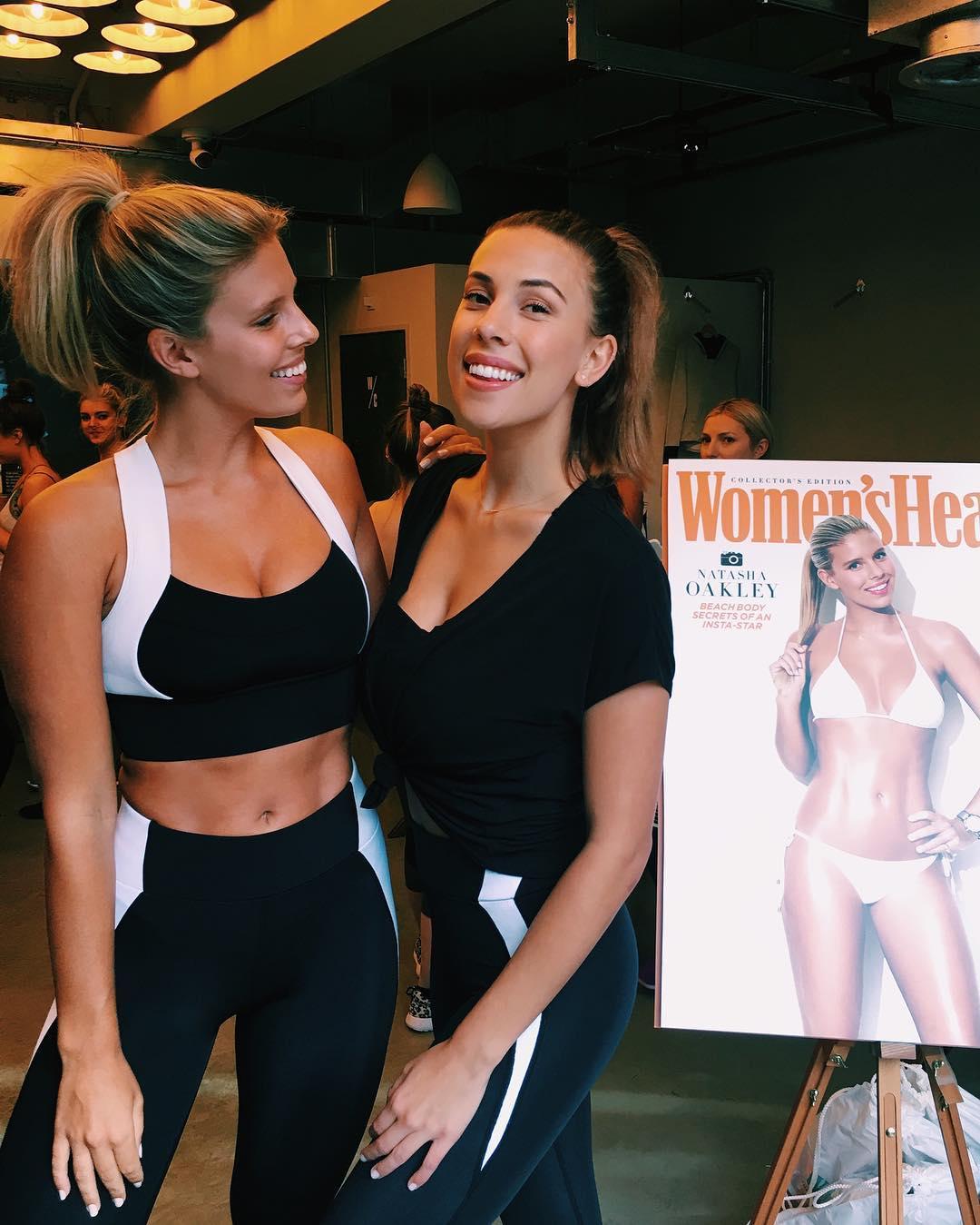 Devin Brugman&Natasha Oakley 加澳姐妹花比基尼合集沙滩波涛胸涌比基尼 黛文·布鲁格曼女神私房照 - 福利社来自澳洲Natasha Oakley与来自加拿大的Devin Brugman，结成姐妹花，共同在加州创立了泳装品牌“MONDAY Swimwear”，而这两位90后妹子的身材都是非常出色，一起来看看她们共同比基尼出镜的美图吧。|福利社