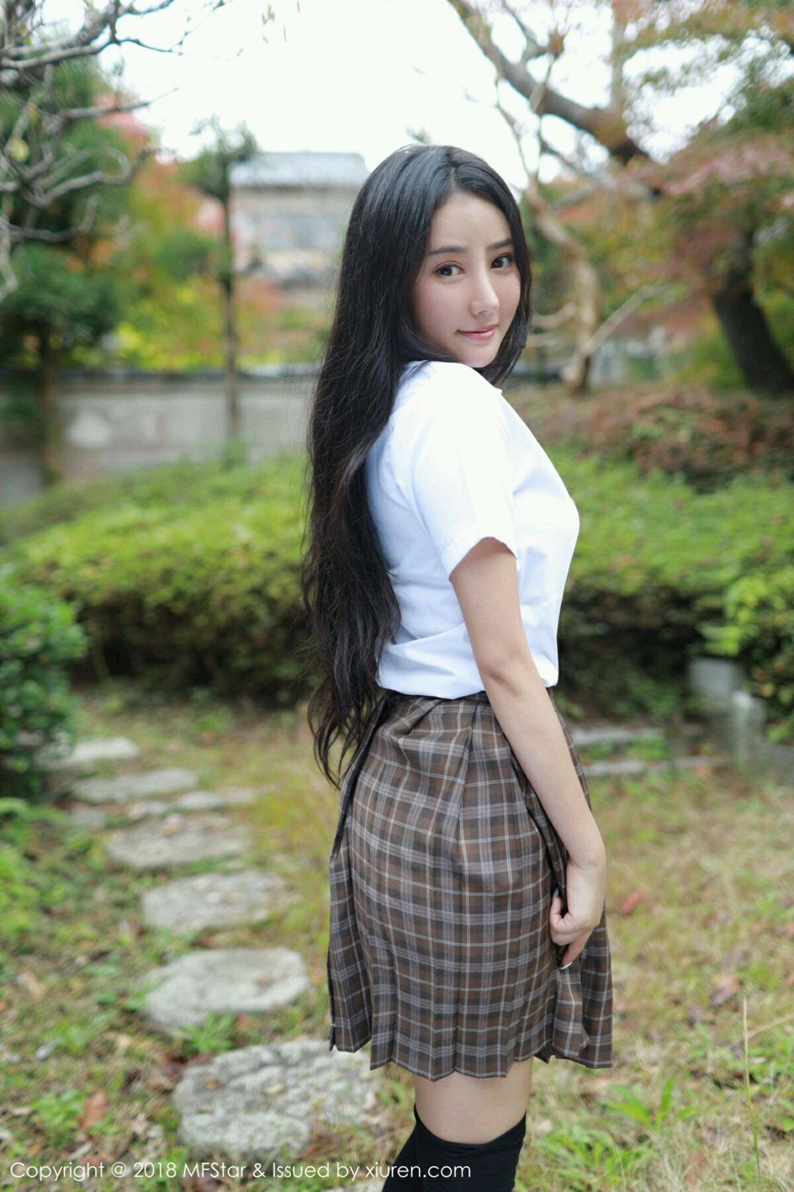 美尻美人玛鲁娜 日本学生妹制服模范学院校服美臀 玛鲁娜女神私房照|福利社