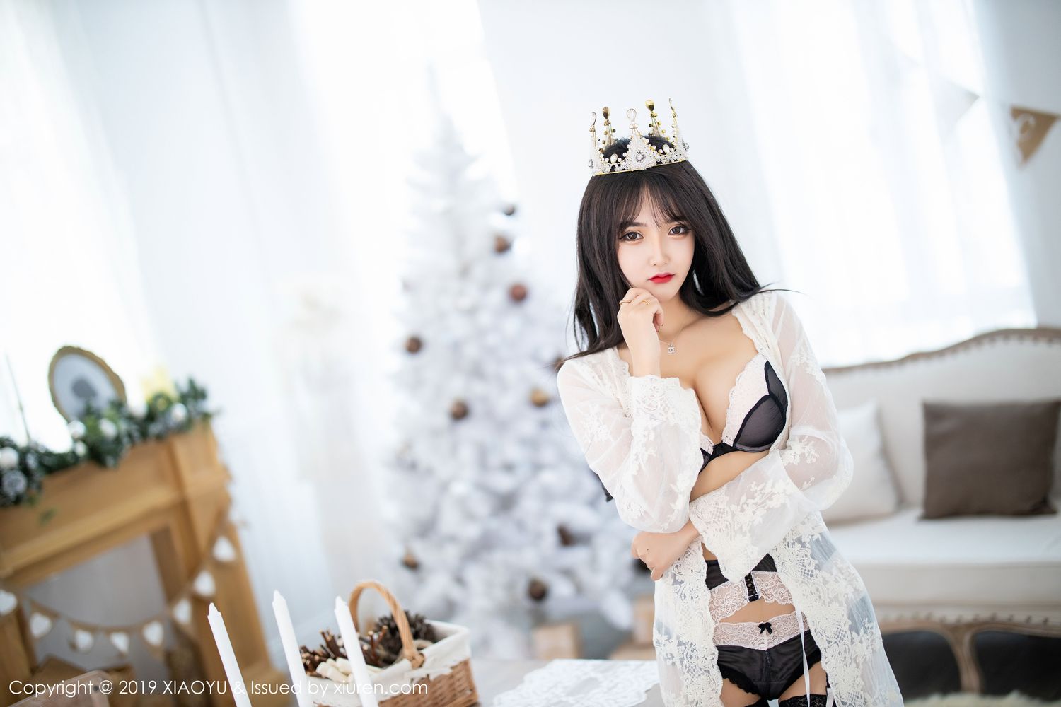 [XIAOYU]高清写真图 2019.12.25 VOL.222 Miko酱吖语画界圣诞女神黑丝美腿 Miko酱女神私房照|福利社