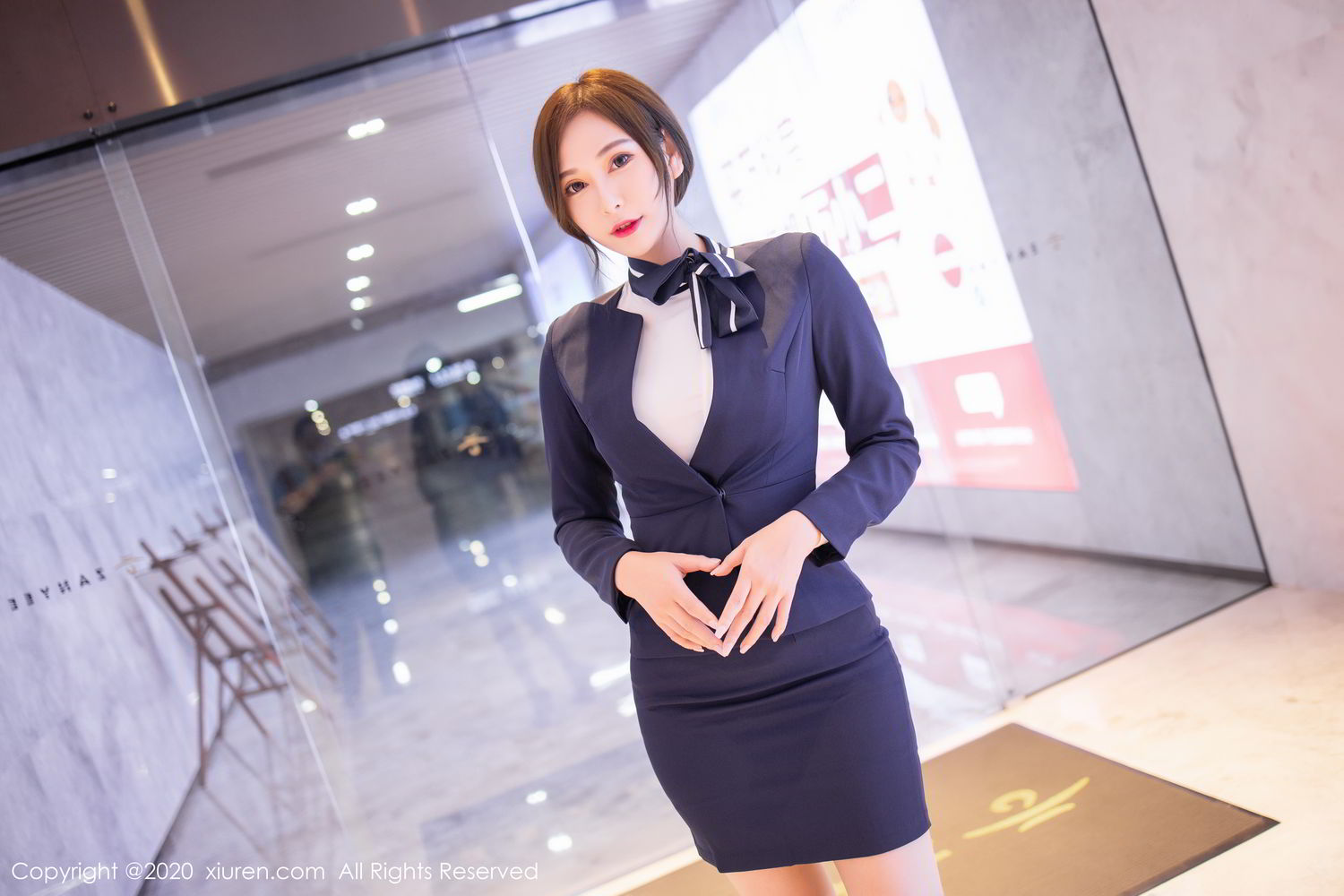 [XiuRen]高清写真图 2020.05.06 Lavinia肉肉爱蜜社气质制服内衣美腿 兔小兔女神私房照|福利社