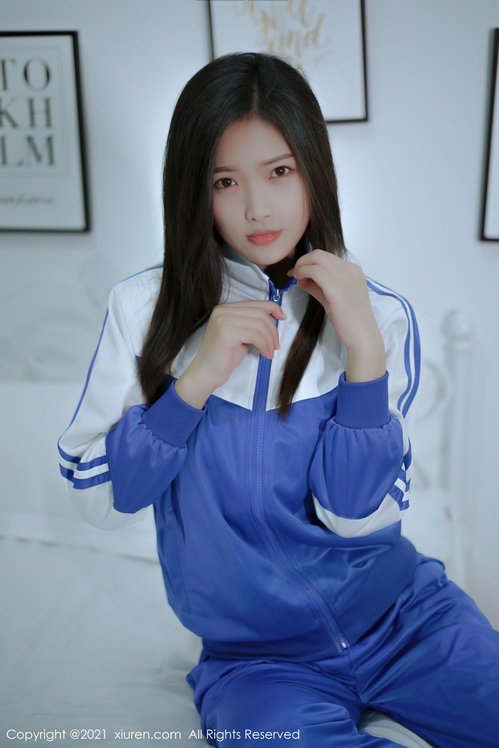 [XiuRen]高清写真图 2021.11.23 No.4252 星萌秀人网养眼校服美臀 星萌女神私房照 - 福利社模特@星萌 发布，清纯动人的蓝色校服系列，丰腴身段婀娜多姿美臀无可比拟，共49P，希望大家喜欢和多多支持。|福利社