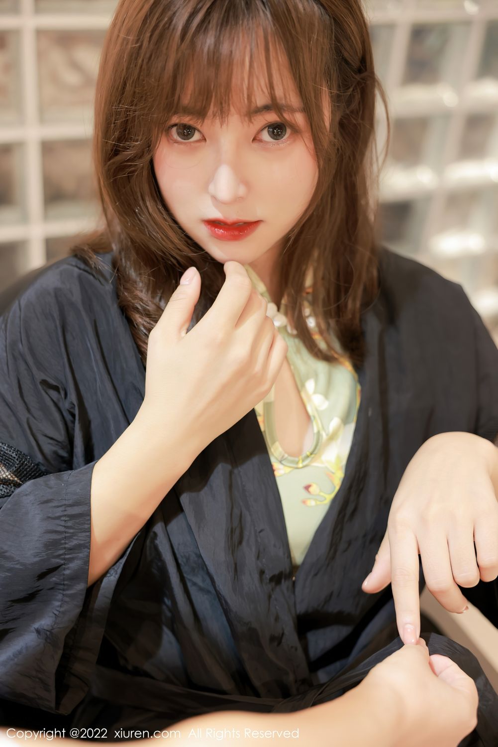 [XiuRen]高清写真图 2022.04.20 No.4895 奈沐子秀人网波涛胸涌旗袍 奈沐子女神私房照|福利社